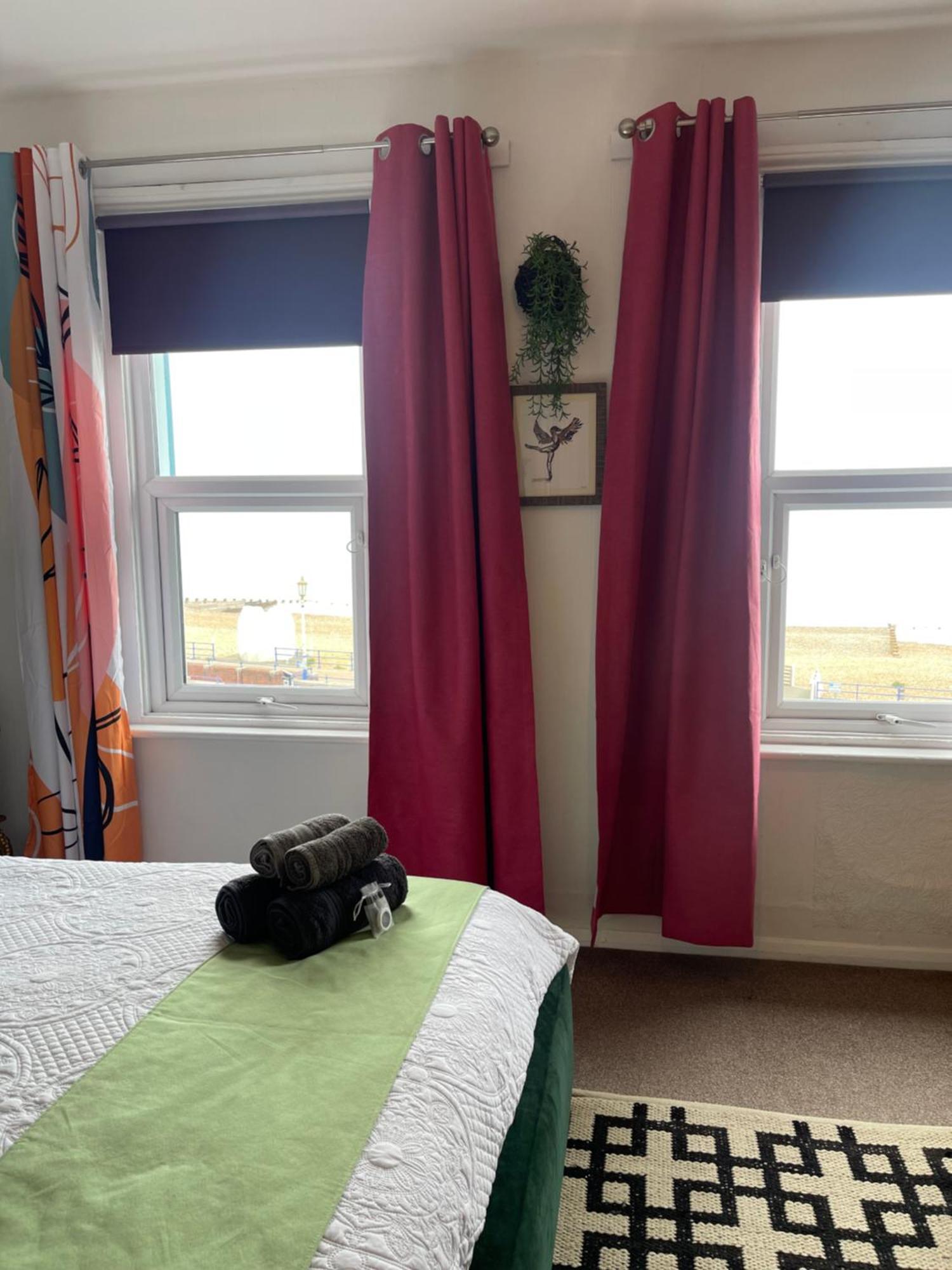 "The Quirky" Seafront Apartment Eastbourne Luaran gambar