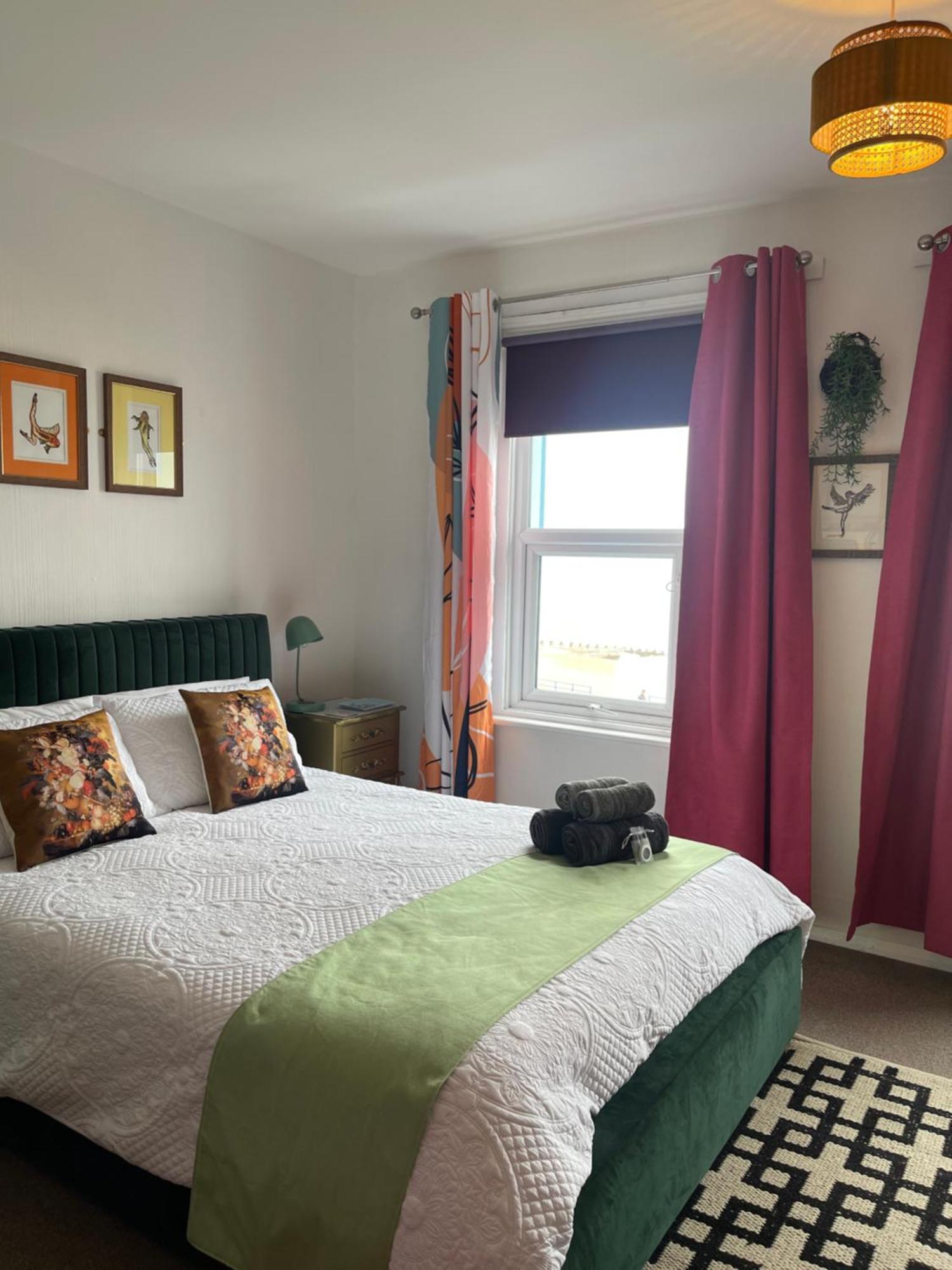 "The Quirky" Seafront Apartment Eastbourne Luaran gambar